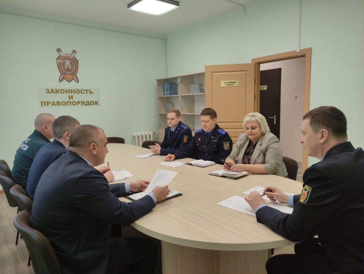 Вопрос борьбы с преступностью и коррупцией обсужден на координационном совещании в прокуратуре Чериковского района