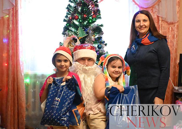Акция «Письмо Деду Морозу» празднично шагает по Чериковскому району