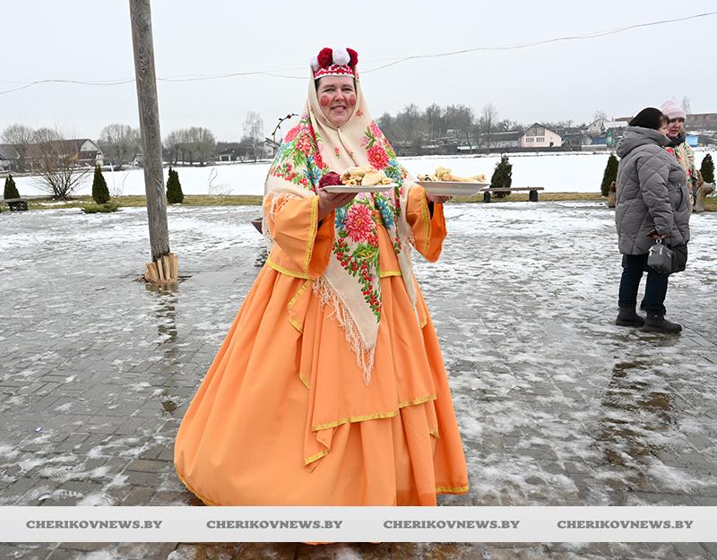 Весна в Чериков пришла с блинами, солнцем и весельем! Обзор самых ярких моментов Масленицы