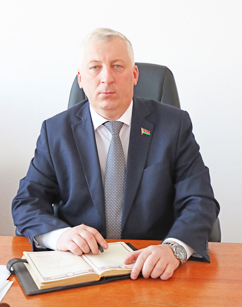 Председатель Чериковского районного Совета депутатов Сергей Немкевич 29 марта проведет прямую телефонную линию