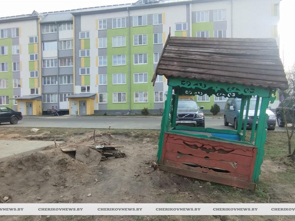 Что не так во дворе на микро?