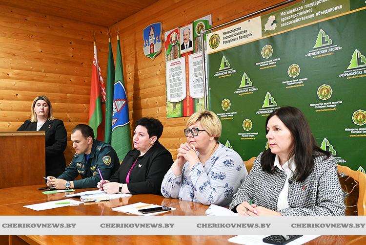Обучающий семинар для бойцов экологического отряда провели в Черикове