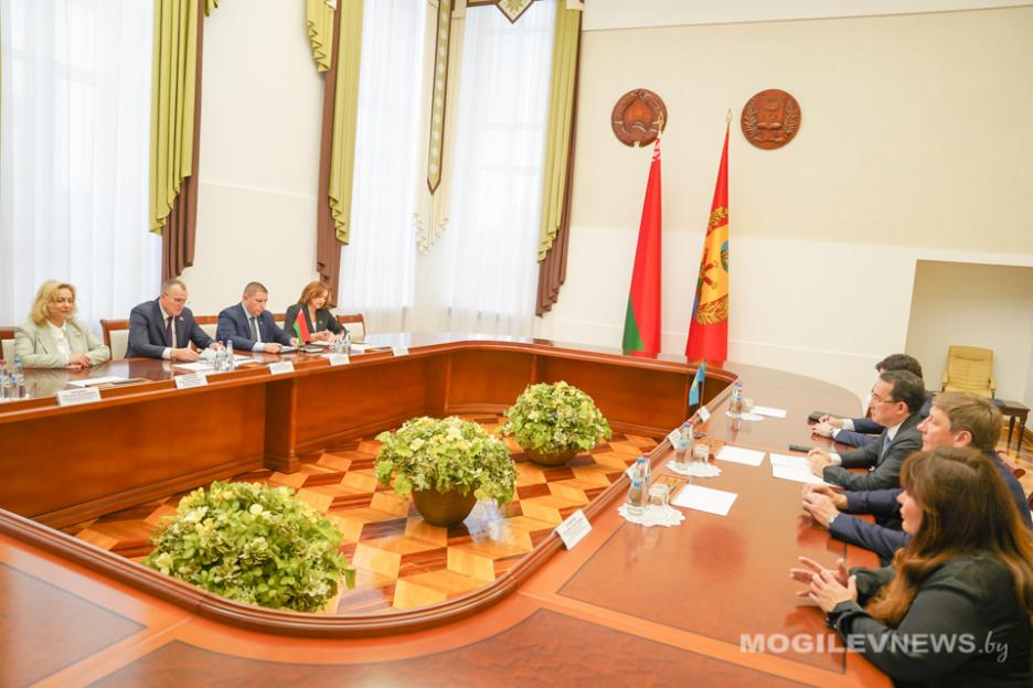 Могилевская область и Казахстан работают над созданием совместной линейки лифтов