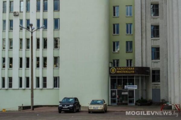 Срок уплаты физлицами подоходного налога истекает 2 июня