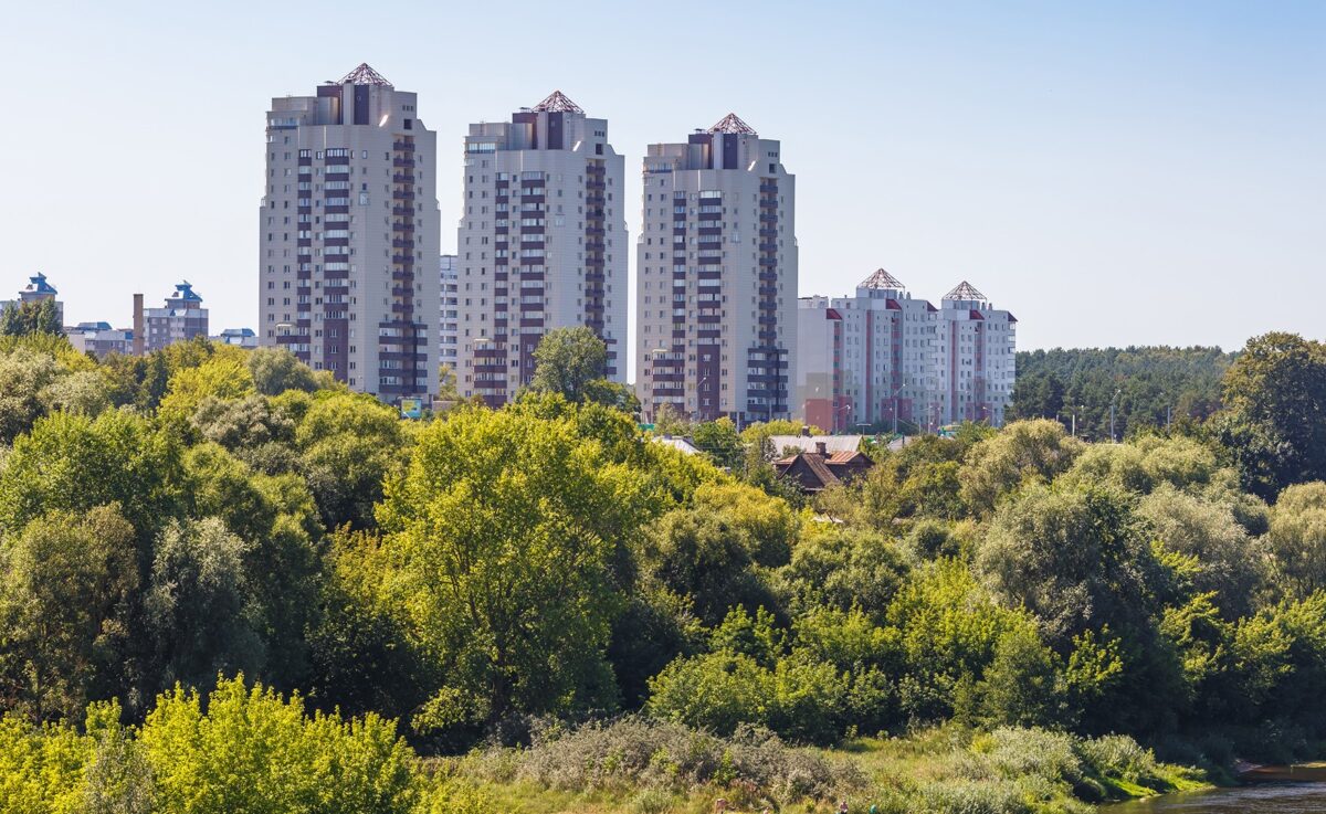 В Беларуси за 5 месяцев 2025 года построили 13 тыс. квартир