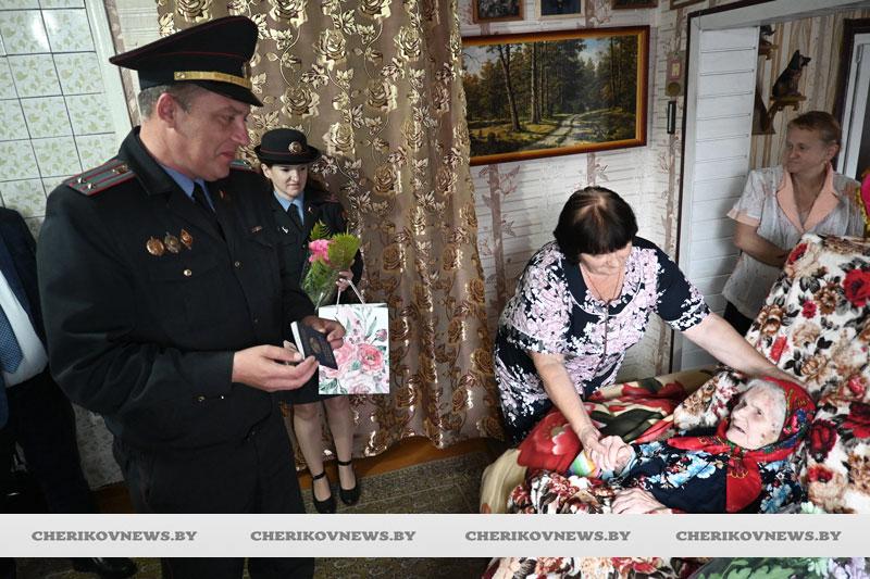 Еще один долгожитель в нашем районе: 100 лет 1 июля исполнилось Анне Фомичне Чухмановой