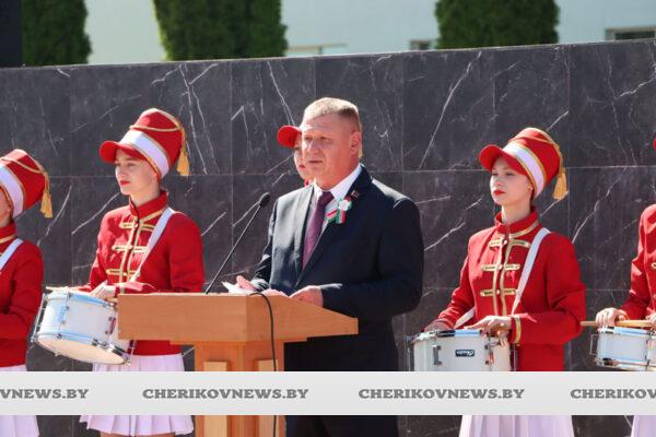 Алексей ЖЕРНОСЕКОВ: “Свободно распоряжаться своей судьбой — наивысшая ценность для любого народа”