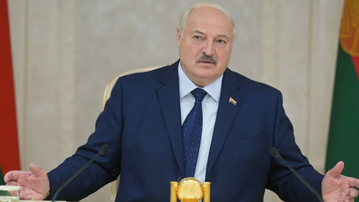 Лукашенко: Беларусь и Россия сделают все возможное, чтобы Украина не стала плацдармом для нападения