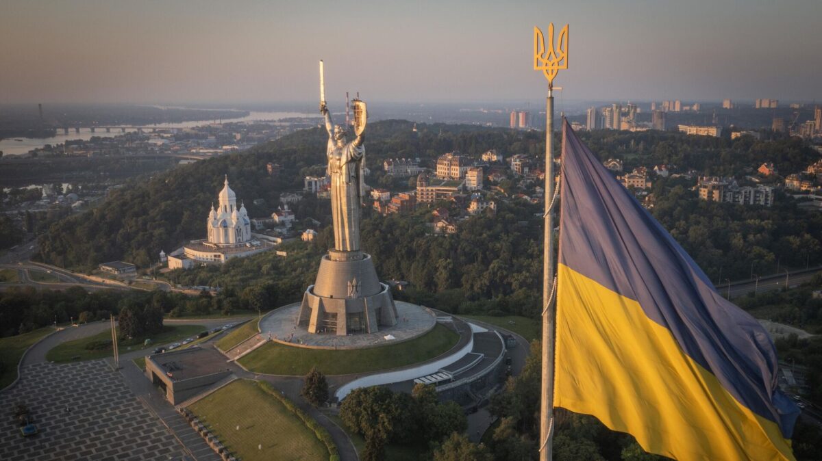Ночной кошмар Украины: Вашингтон может поставить Киев перед условием капитуляции