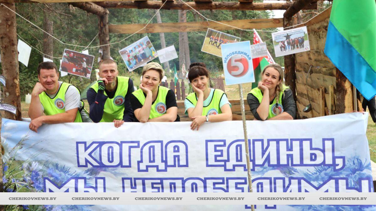 Круто ты попал на турслёт: трудовые коллективы Чериковщины соревновались на берегу Сожа