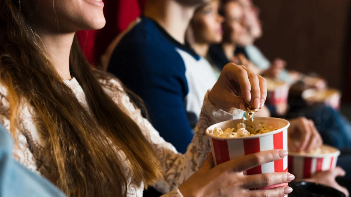 Топ-20 фильмов и сериалов 2025 года с высоким рейтингом, которые стоит посмотреть