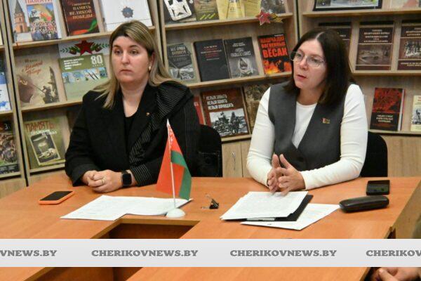Диалог о роли общественных организаций в жизни молодежи