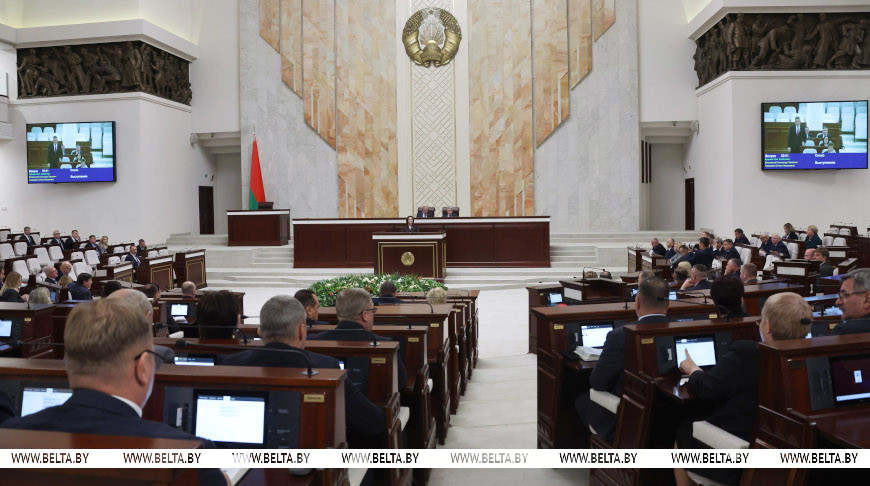 Депутаты приняли в двух чтениях законопроект о бюджете фонда соцзащиты населения на 2026 год