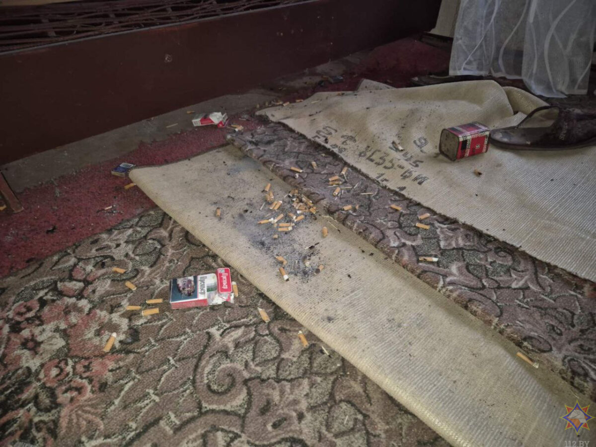 В Мстиславском районе семейная пара спасла соседа из огненной беды