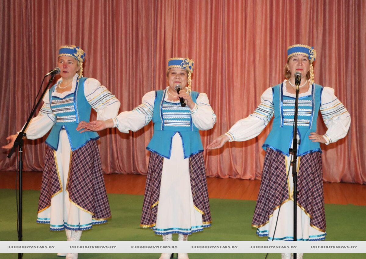 В агрогородке Езеры прошел ежегодный рапорт-отчет трудовых коллективов