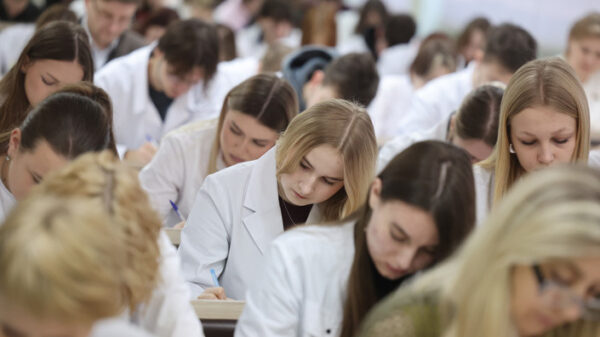 Расширение набора в медвузы отразится на «качестве» абитуриентов? Что говорят эксперты