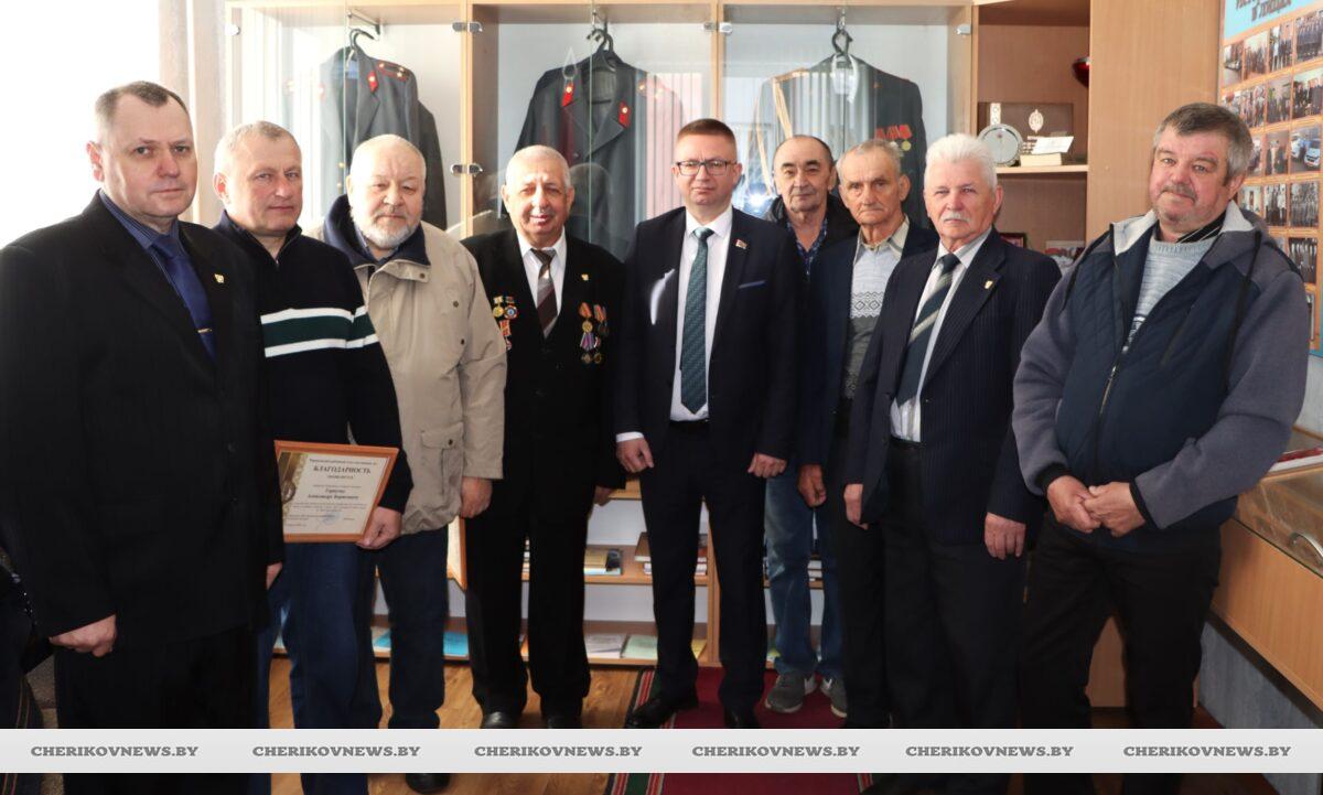 В Чериковском РОВД чествовали героев-ликвидаторов