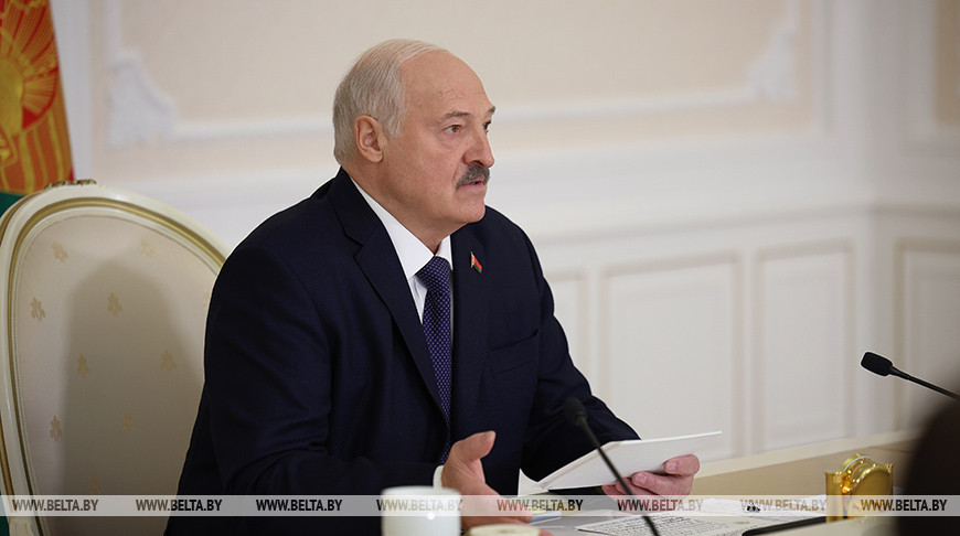 Госпрограмма вооружения на пятилетку стала темой совещания у Лукашенко