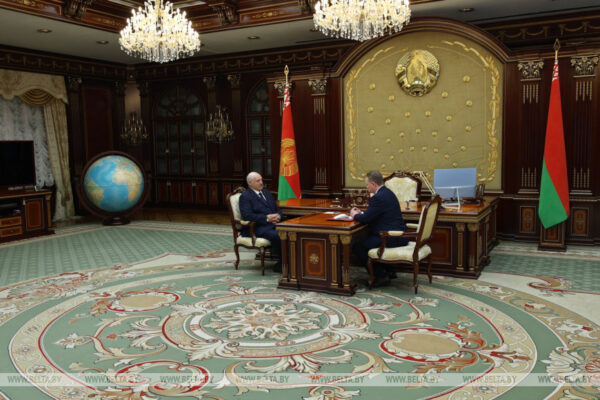 Александр Лукашенко принял с докладом премьер-министра