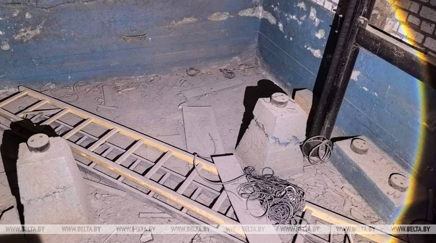 В Могилеве погиб сварщик, упав в шахту грузового лифта на промплощадке