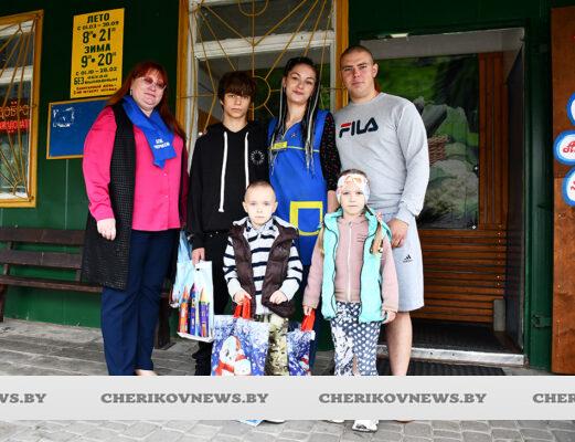 Акция «Профсоюзы —детям» побывала в гостях у школьников из Веремеек